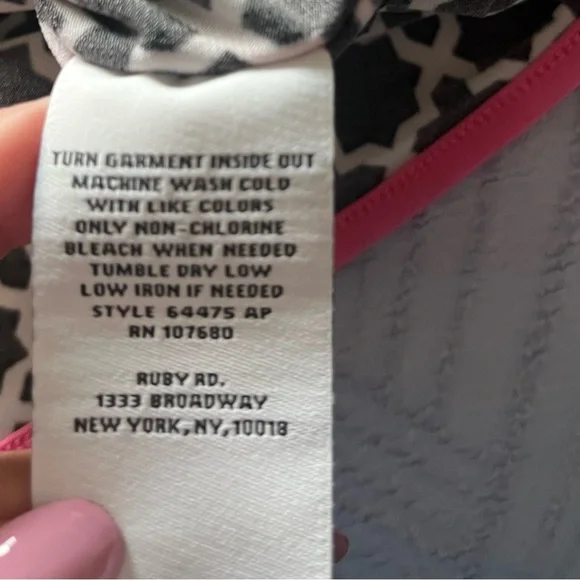 Ruby Rd. Black and White Dress with Pink Trim
Measurements in description - Picture 3 of 4